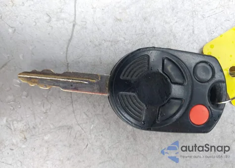 2008 Ford Escape Xlt z USA, uszkodzony, nr VIN 1FMCU031X8KA90338